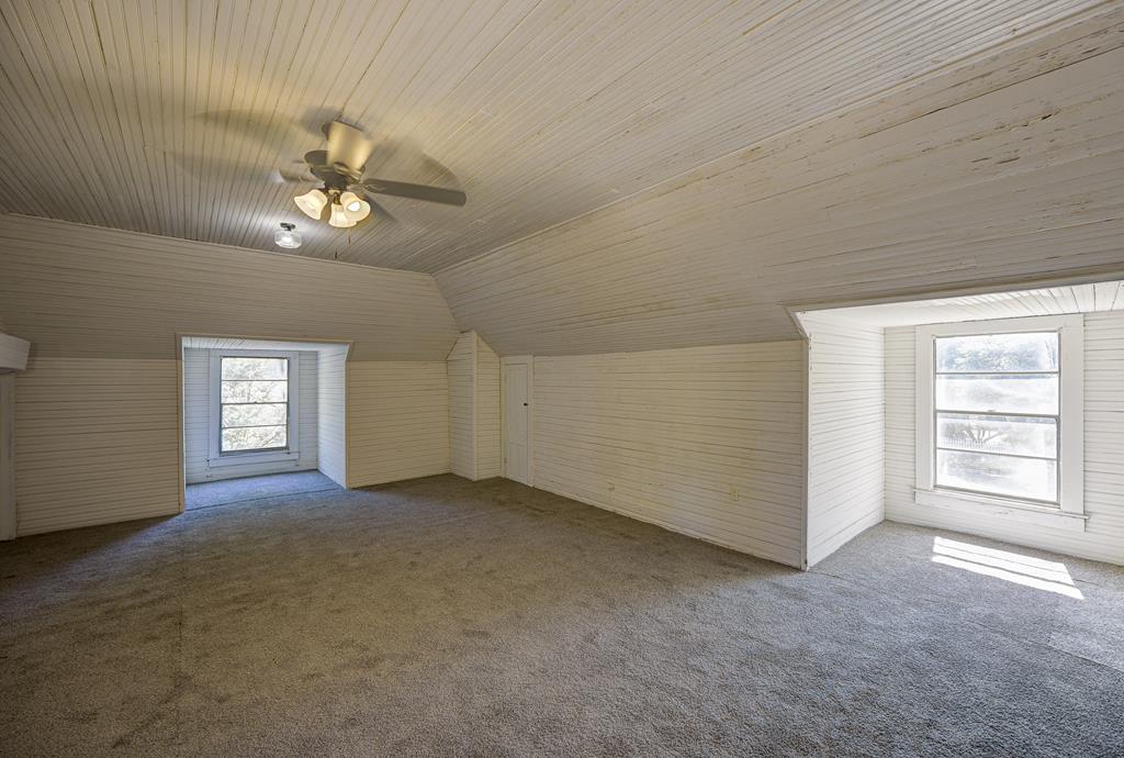 1010 Church Property Photo 58