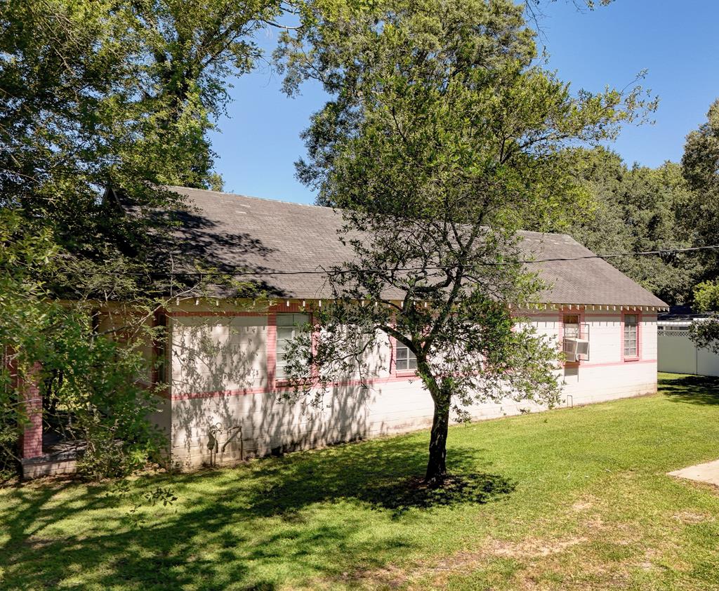 1010 Church Property Photo 60