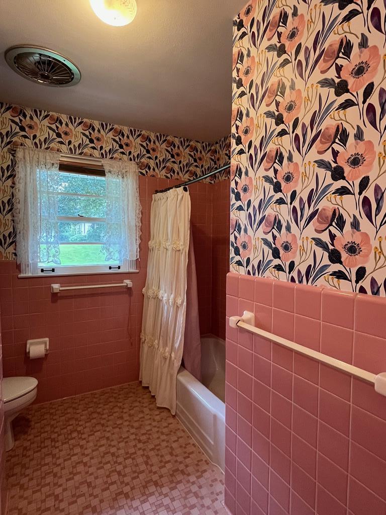 1819 Eisenhower Property Photo 9