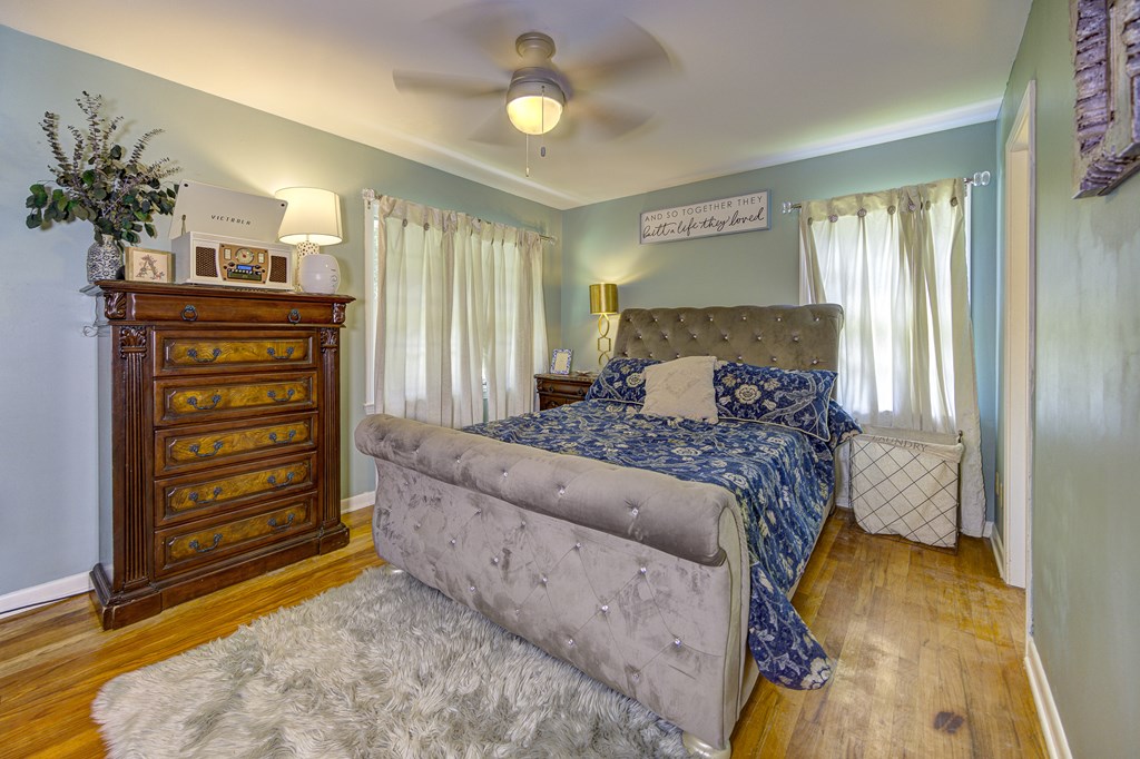 1819 Eisenhower Property Photo 14