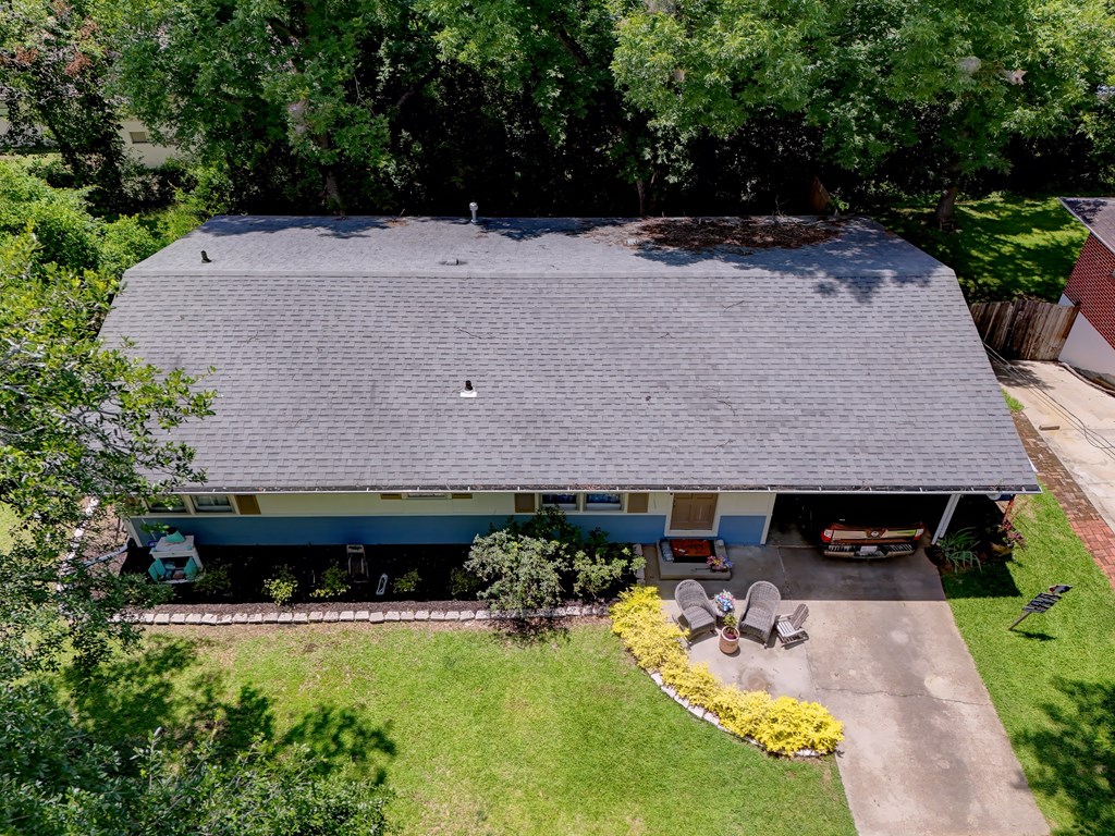 1819 Eisenhower Property Photo 22