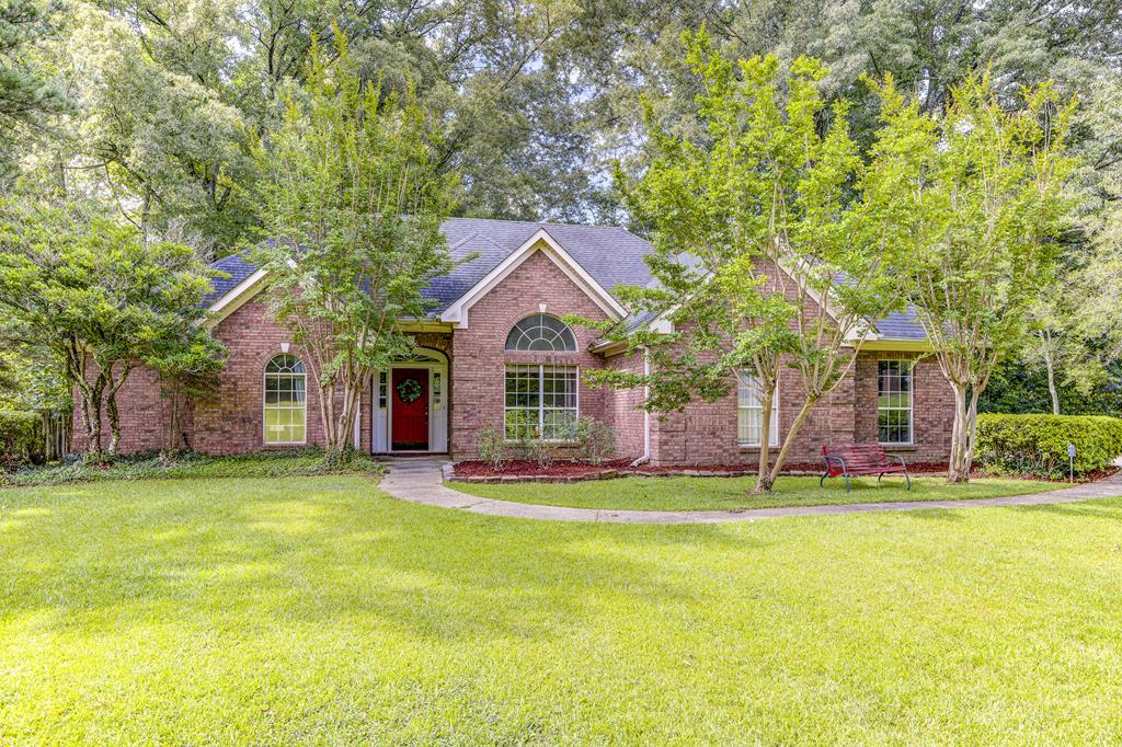 115 Fairways Place Property Photo 1