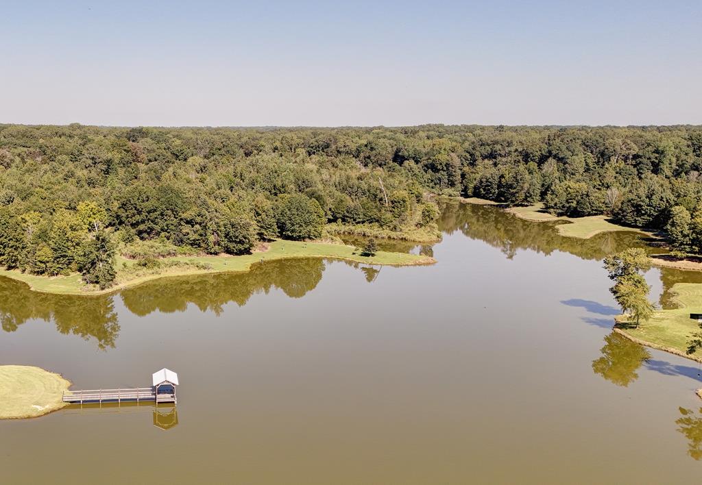 1832 Paul Barrett Drive Property Photo 6