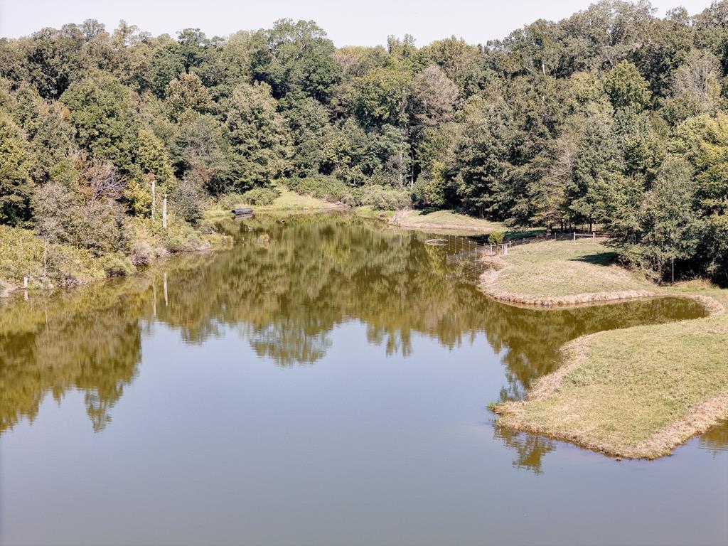 1832 Paul Barrett Drive Property Photo 8