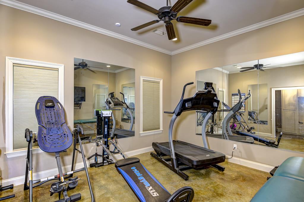 1832 Paul Barrett Drive Property Photo 24