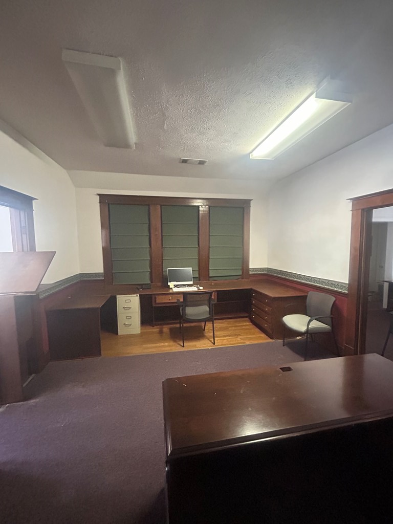 2709 Clay St. Property Photo 6