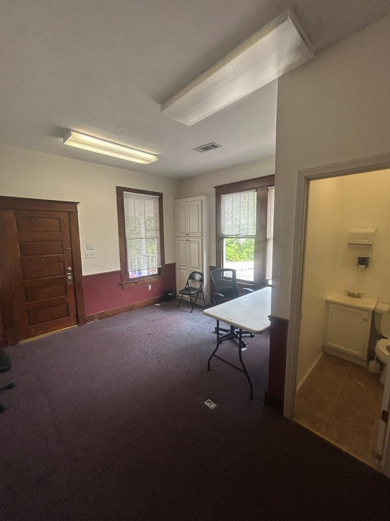 2709 Clay St. Property Photo 7