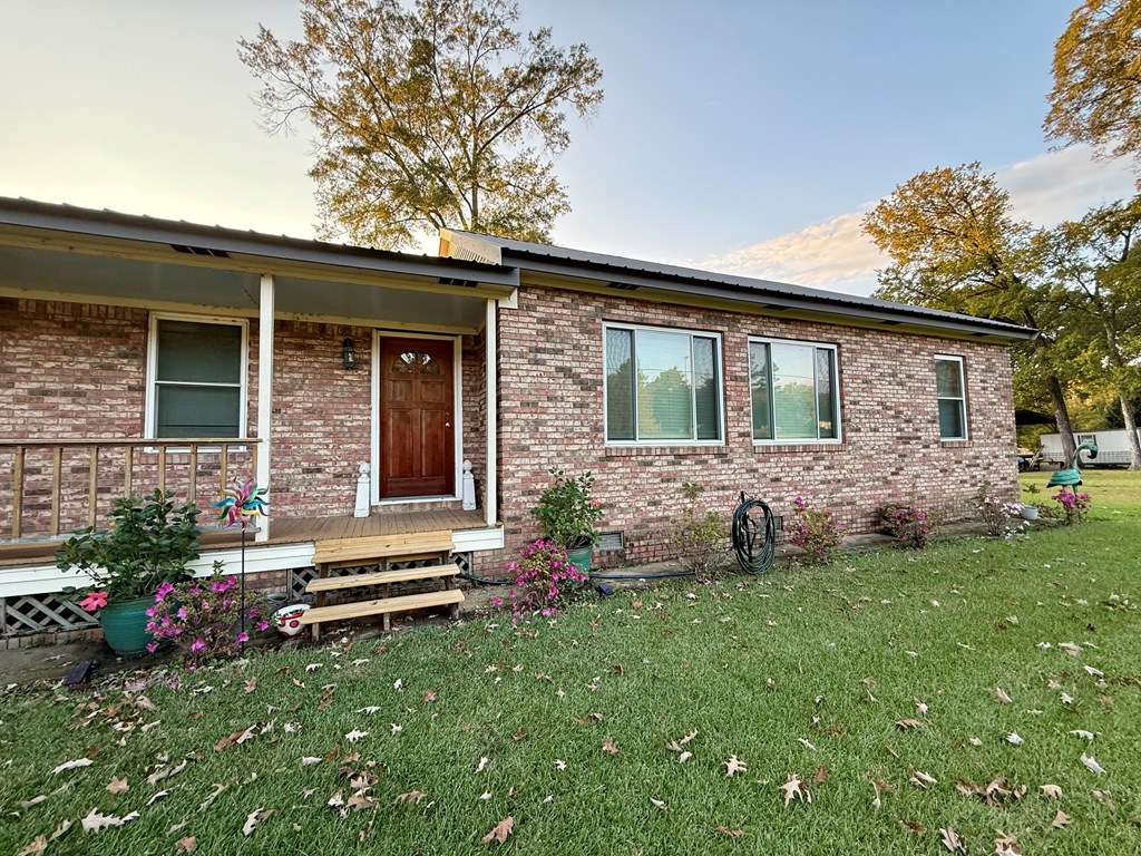 10269 Hwy 61 South Property Photo 3