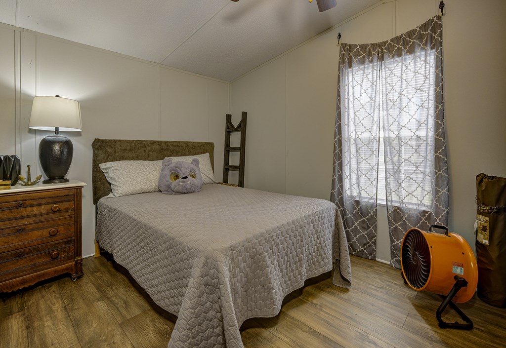 156 Pine Tree Property Photo 23