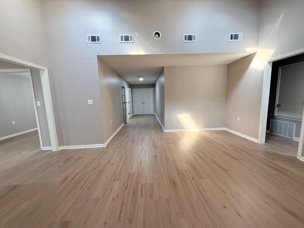 421 Allen Place Property Photo 12