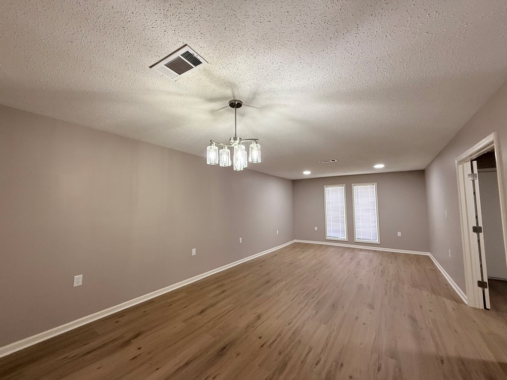 421 Allen Place Property Photo 15