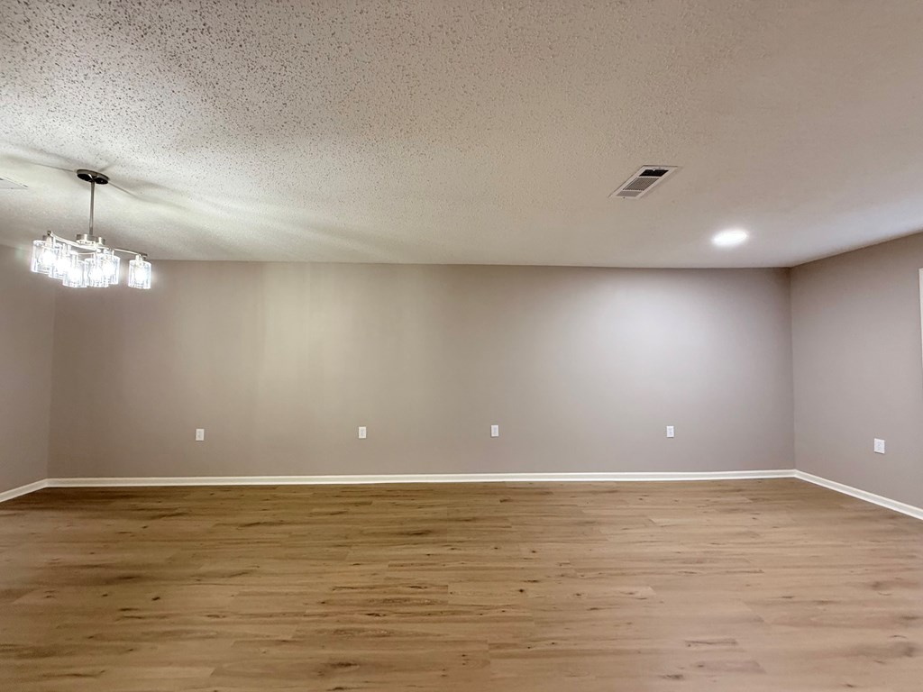 421 Allen Place Property Photo 16