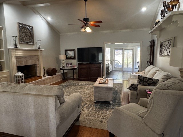 108 Brookwood Lane Property Photo 3