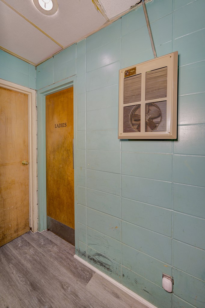 3421 Washington Street Property Photo 24