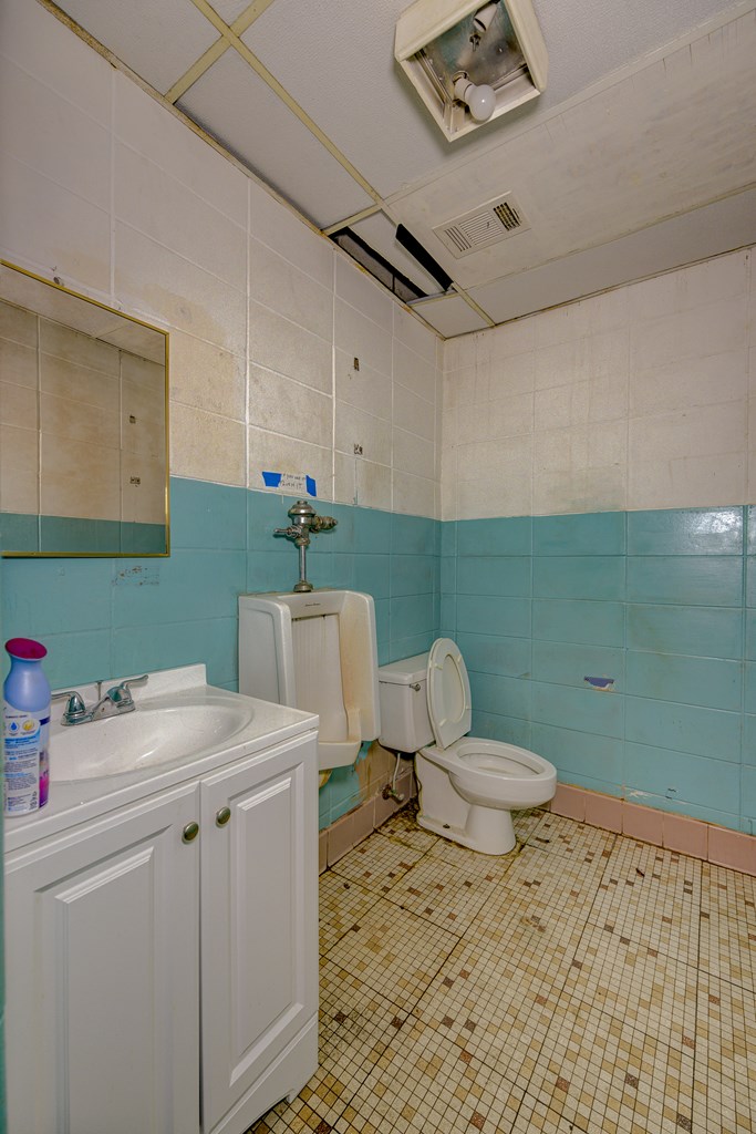 3421 Washington Street Property Photo 27