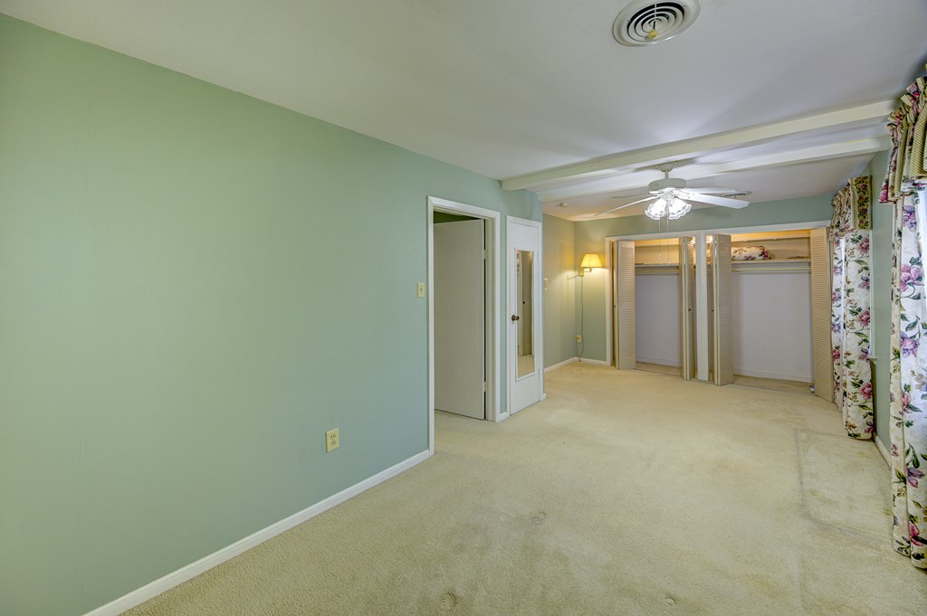 122 Bellwood Drive Property Photo 14