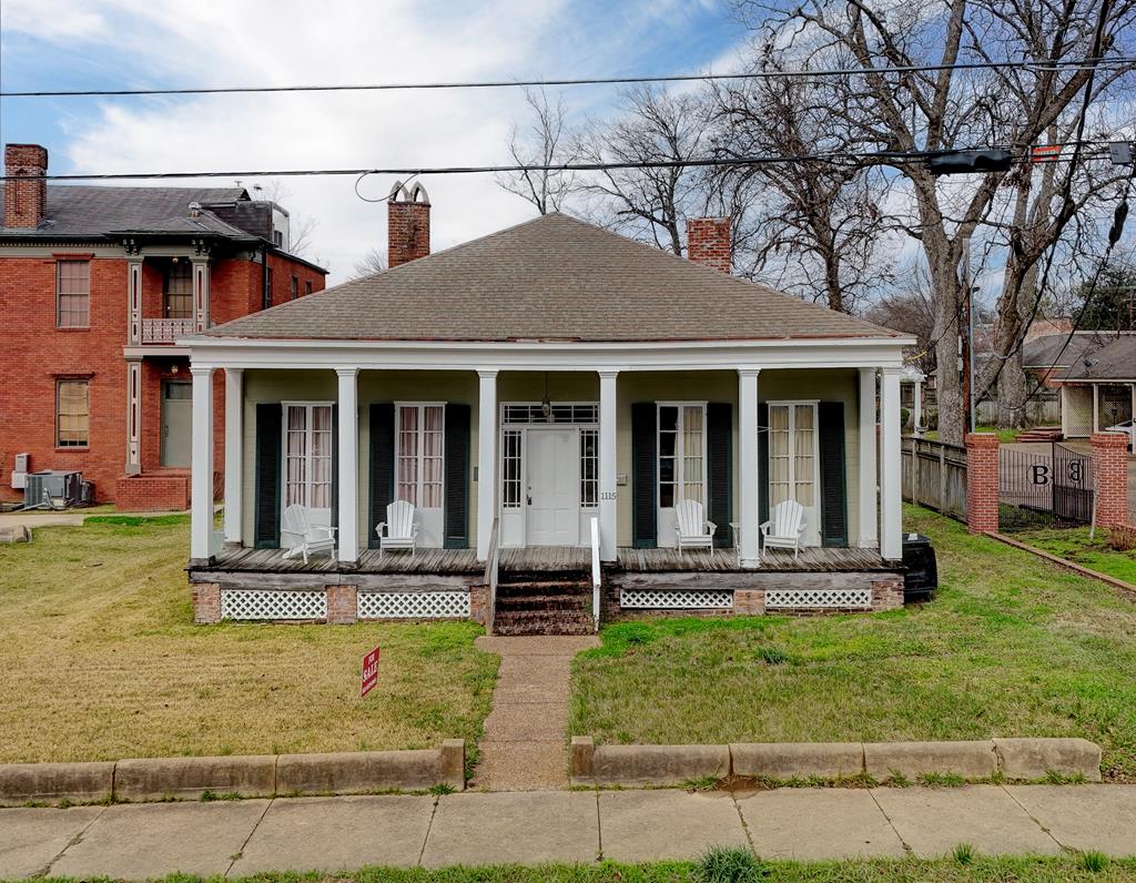 1115 Grove Street Property Photo 1