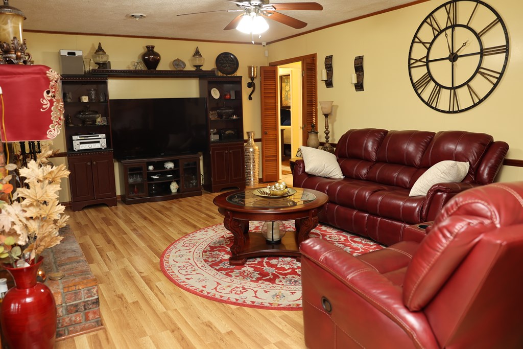 165 Lake Circle Property Photo 8