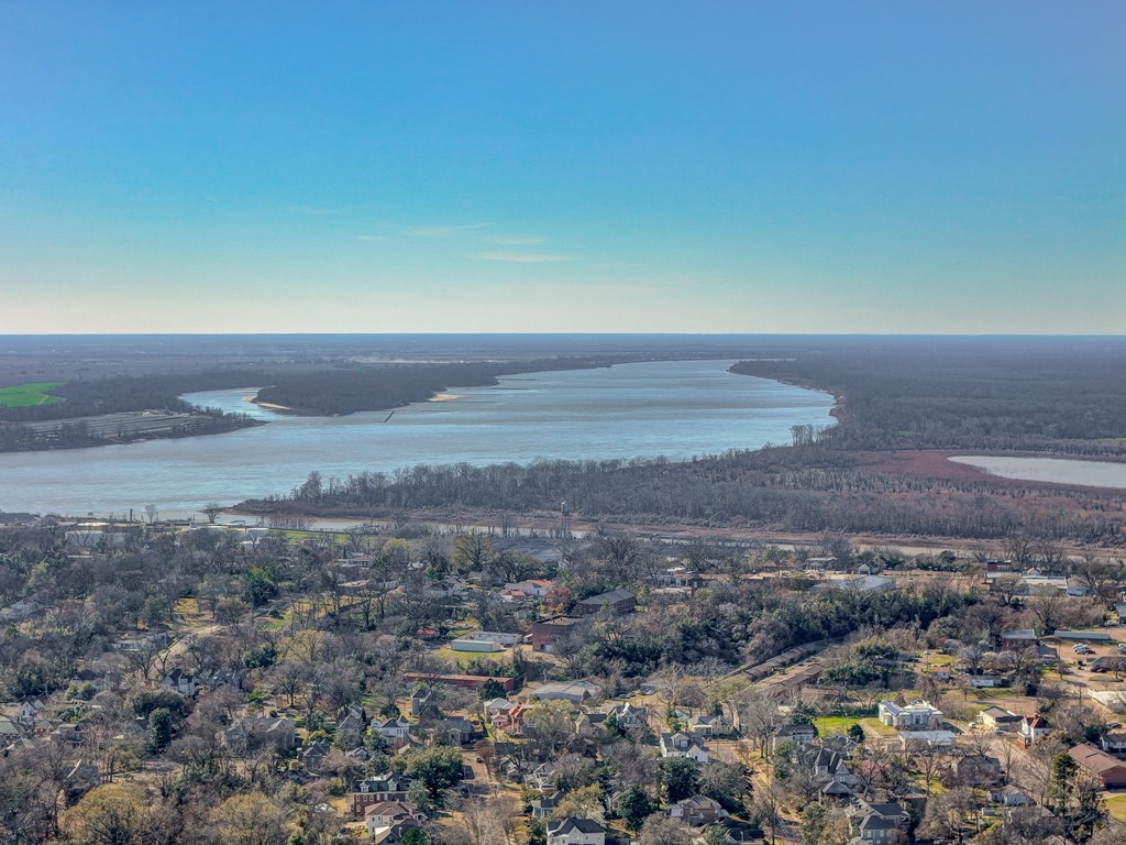 8 Glenwood Circle Property Photo 3