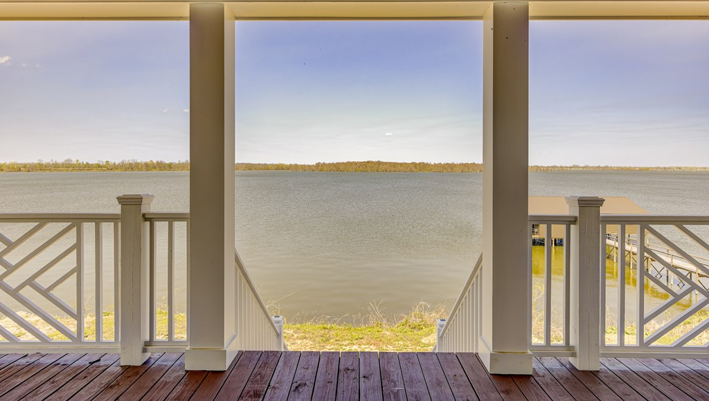 2410 Eagle Lake Shore Road Property Photo 4