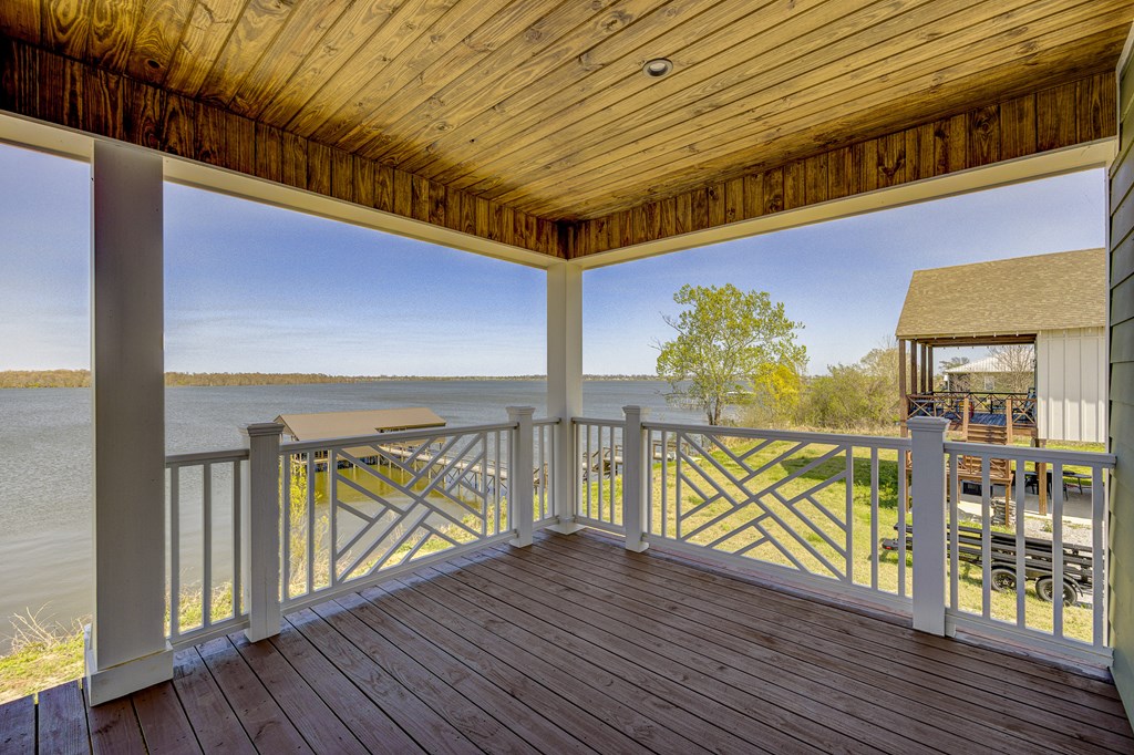 2410 Eagle Lake Shore Road Property Photo 5