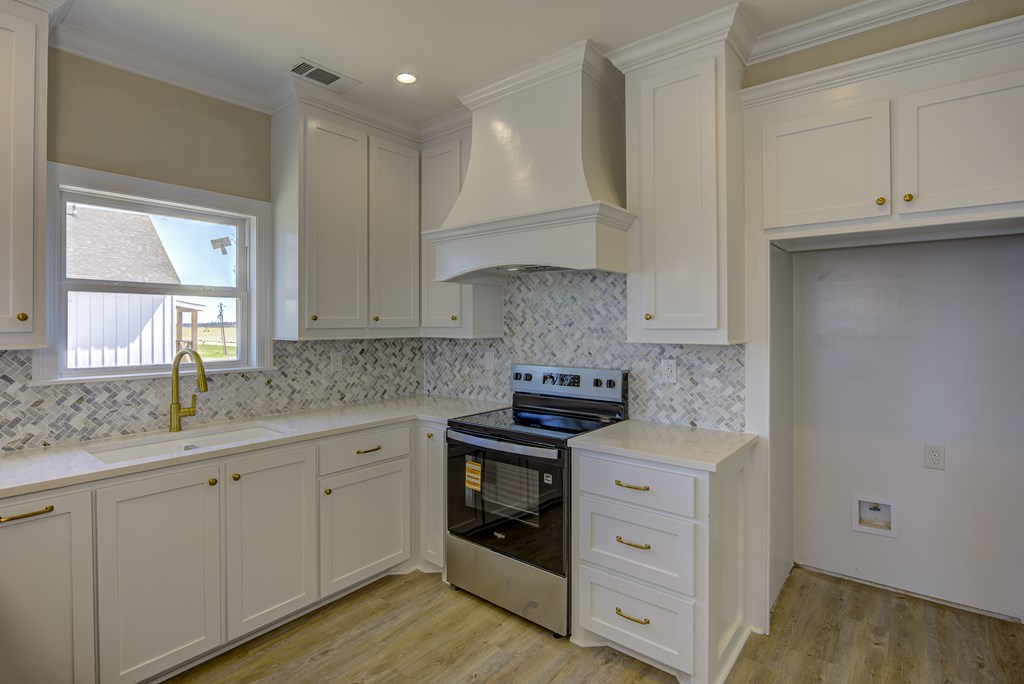 2410 Eagle Lake Shore Road Property Photo 12