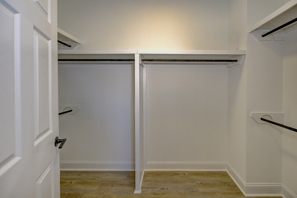 2410 Eagle Lake Shore Road Property Photo 24