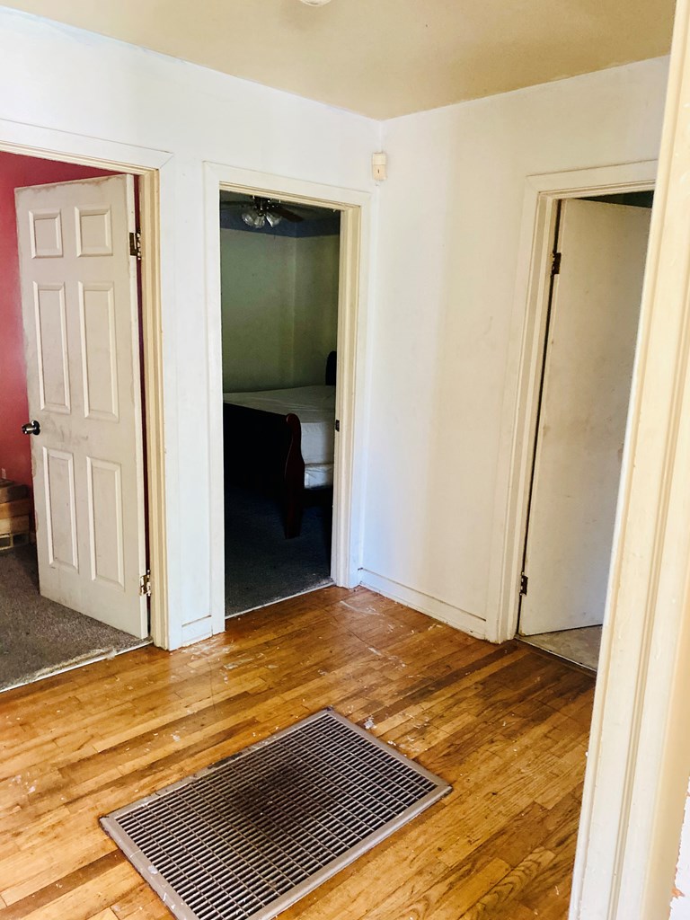 1417 East Ave Property Photo 6