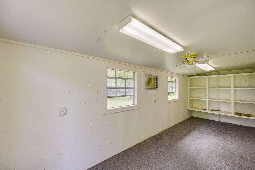 412 Allen Pl Property Photo 46