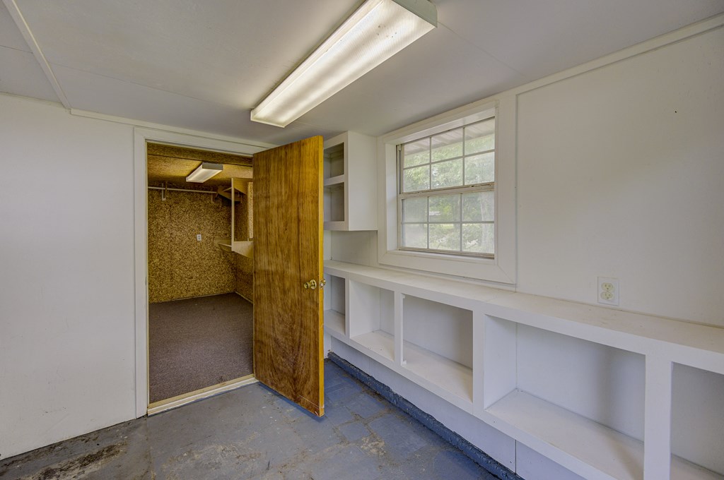 412 Allen Pl Property Photo 47