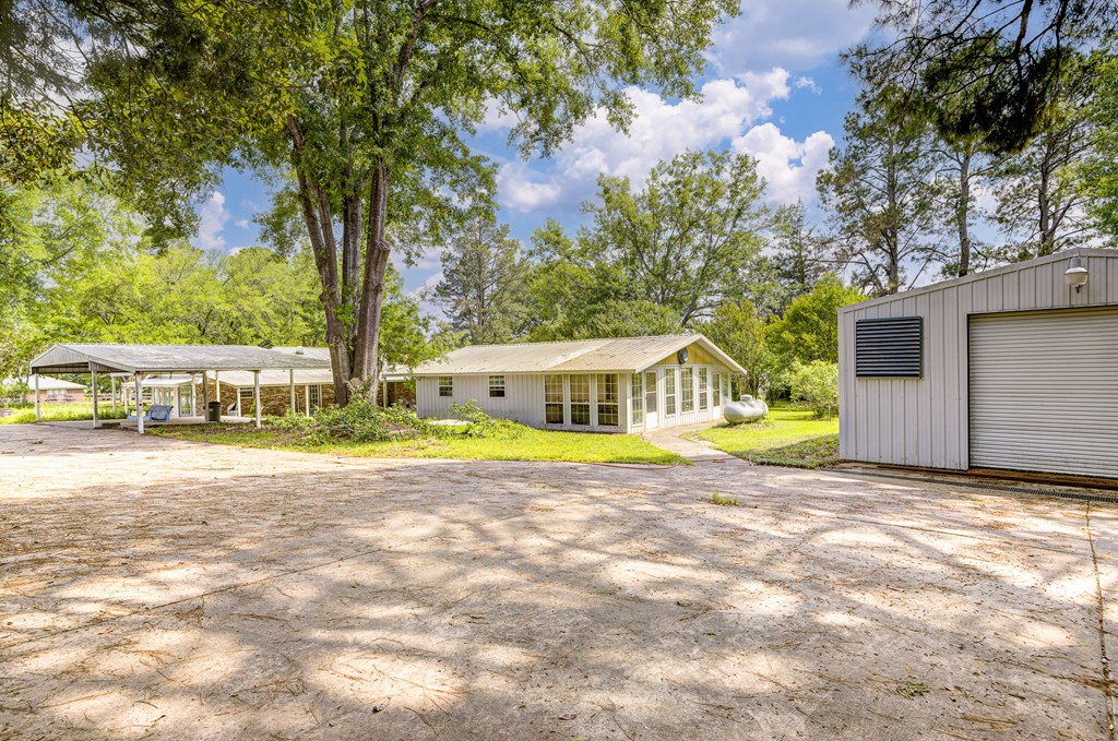 412 Allen Pl Property Photo 54