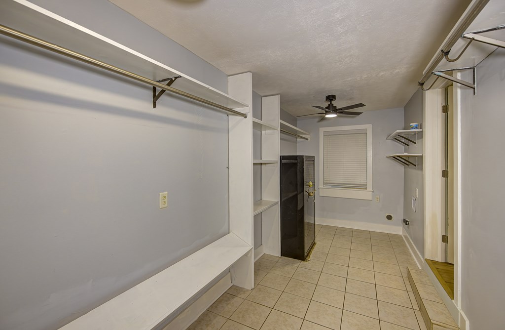 2200 Wilson St Property Photo 26