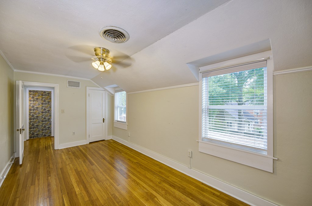2200 Wilson St Property Photo 33