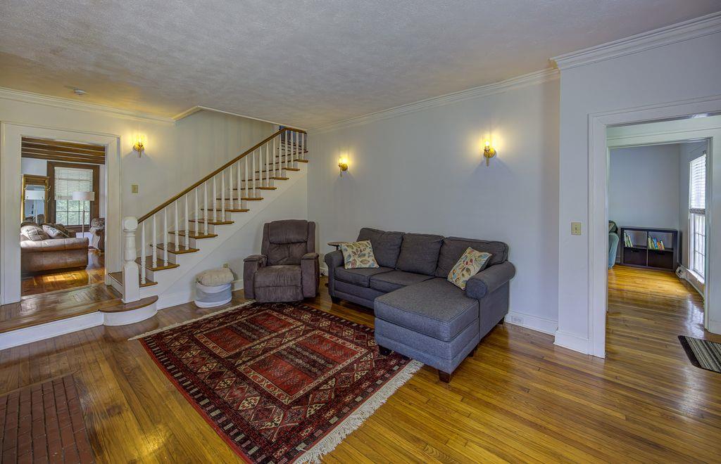 1600 Vicklan Street Property Photo 6