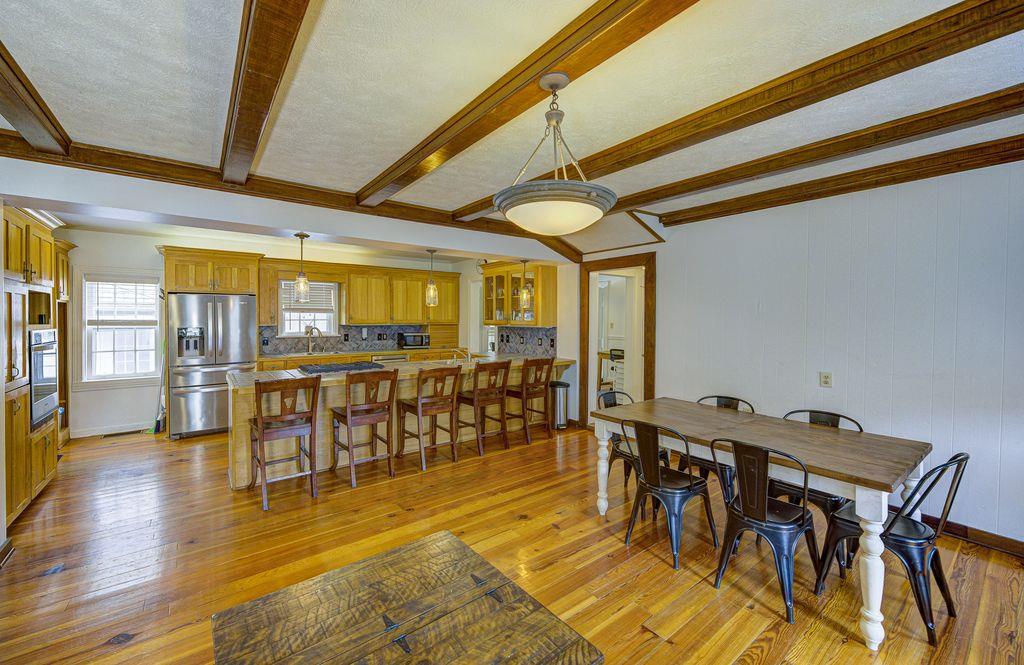 1600 Vicklan Street Property Photo 18