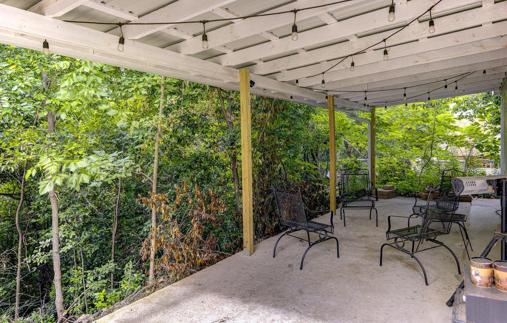 1600 Vicklan Street Property Photo 50
