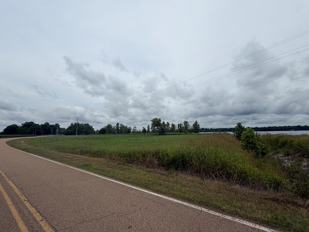 Lot 11 Eagle Lake Shore Rd. Property Photo 2