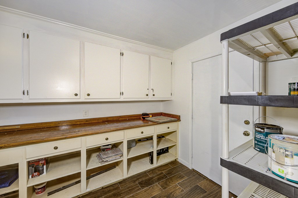 110 Bellaire Dr Property Photo 36