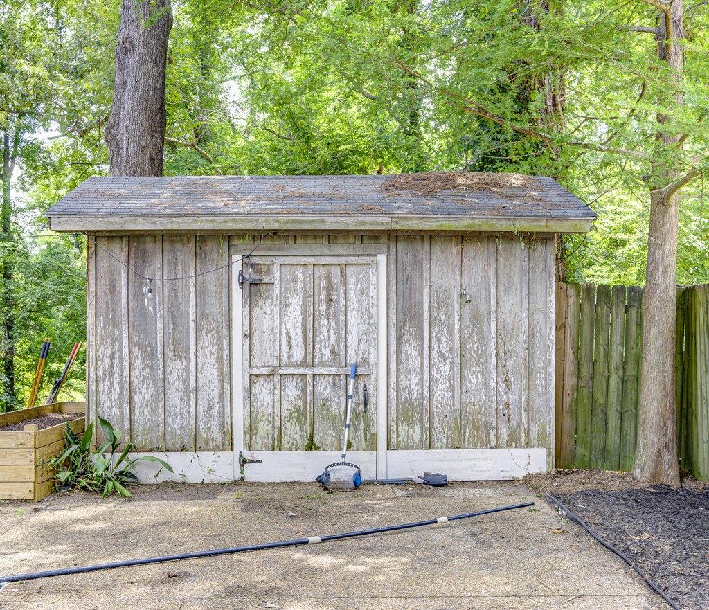 110 Bellaire Dr Property Photo 45