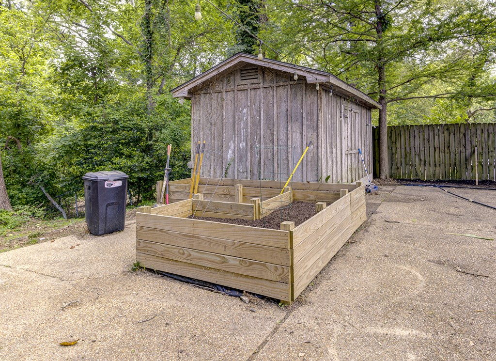 110 Bellaire Dr Property Photo 46