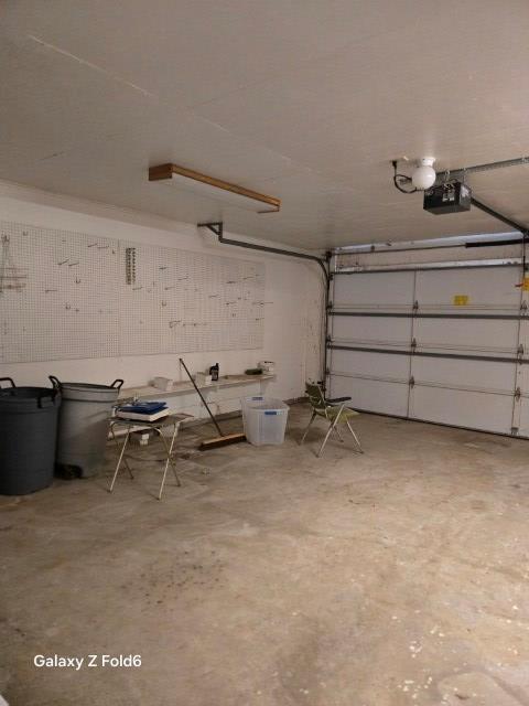 1051 Briarwood Dr Property Photo 14
