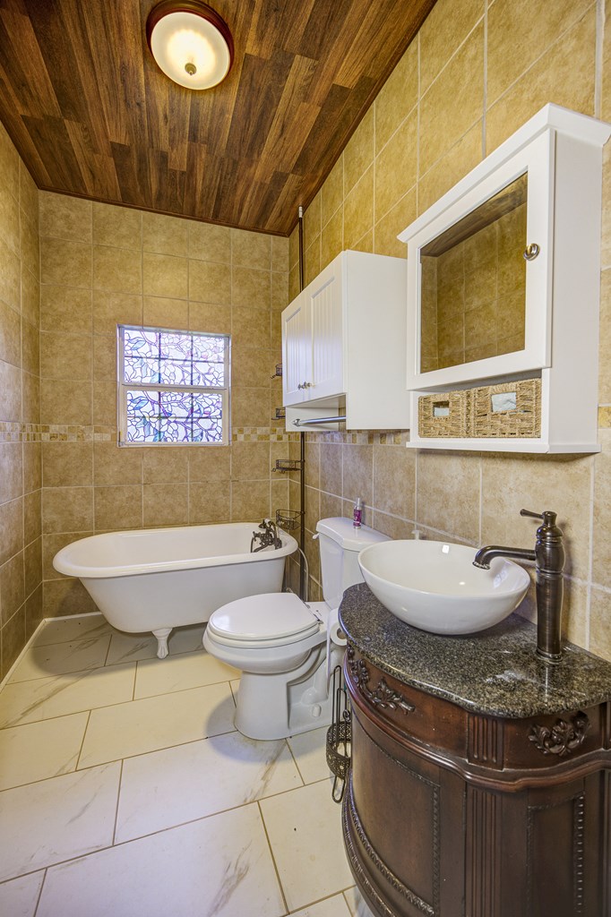 2094 Morrison Rd Property Photo 15
