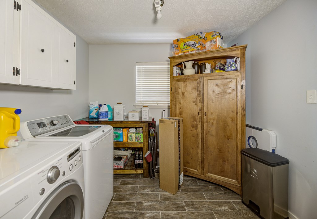 4 Biedenharn Dr Property Photo 11
