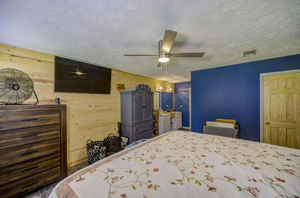 4 Biedenharn Dr Property Photo 19