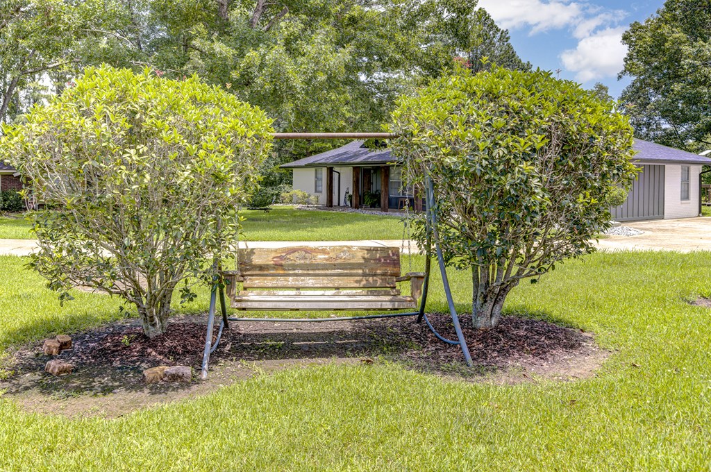 4 Biedenharn Dr Property Photo 34