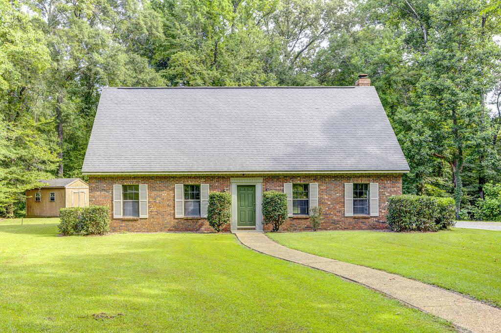 103 Rebel Cr. Property Photo 1