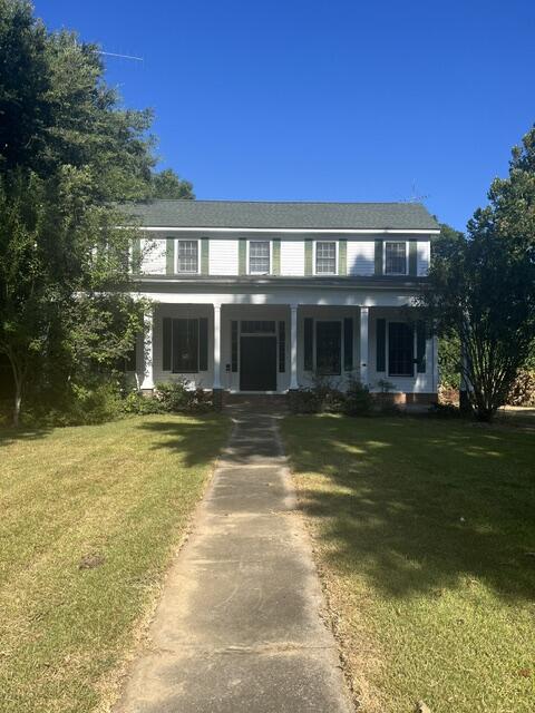 908 Farmer Property Photo 1