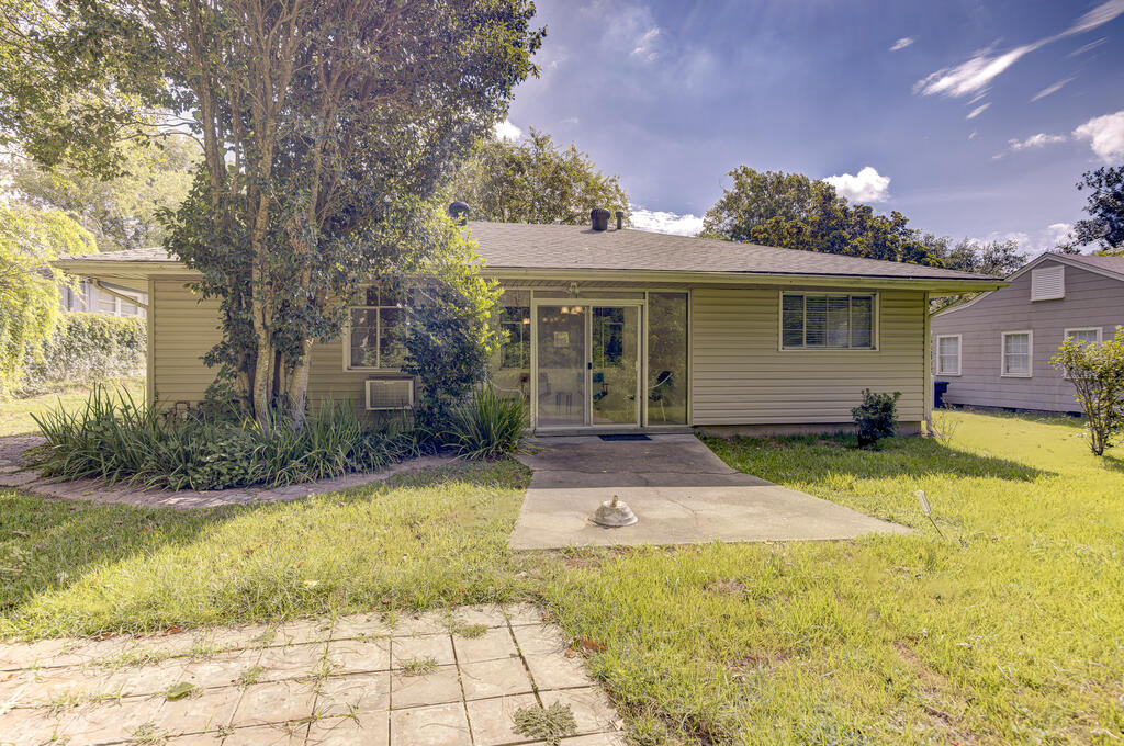 1813 Edna Drive Property Photo 4