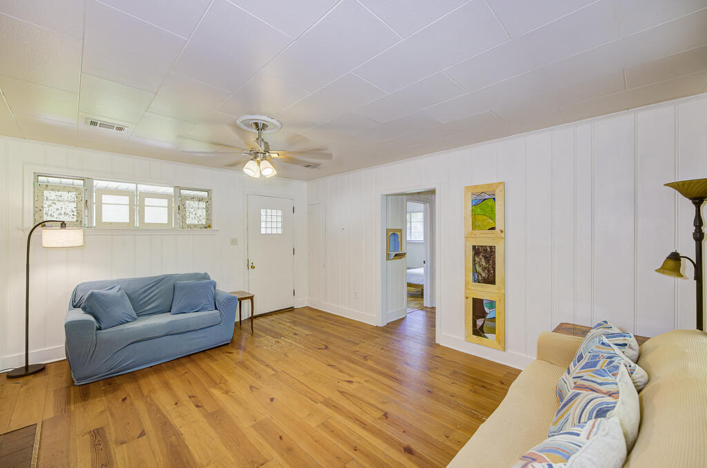 1813 Edna Drive Property Photo 8