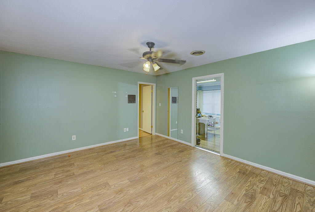 402 Evans Street Property Photo 47